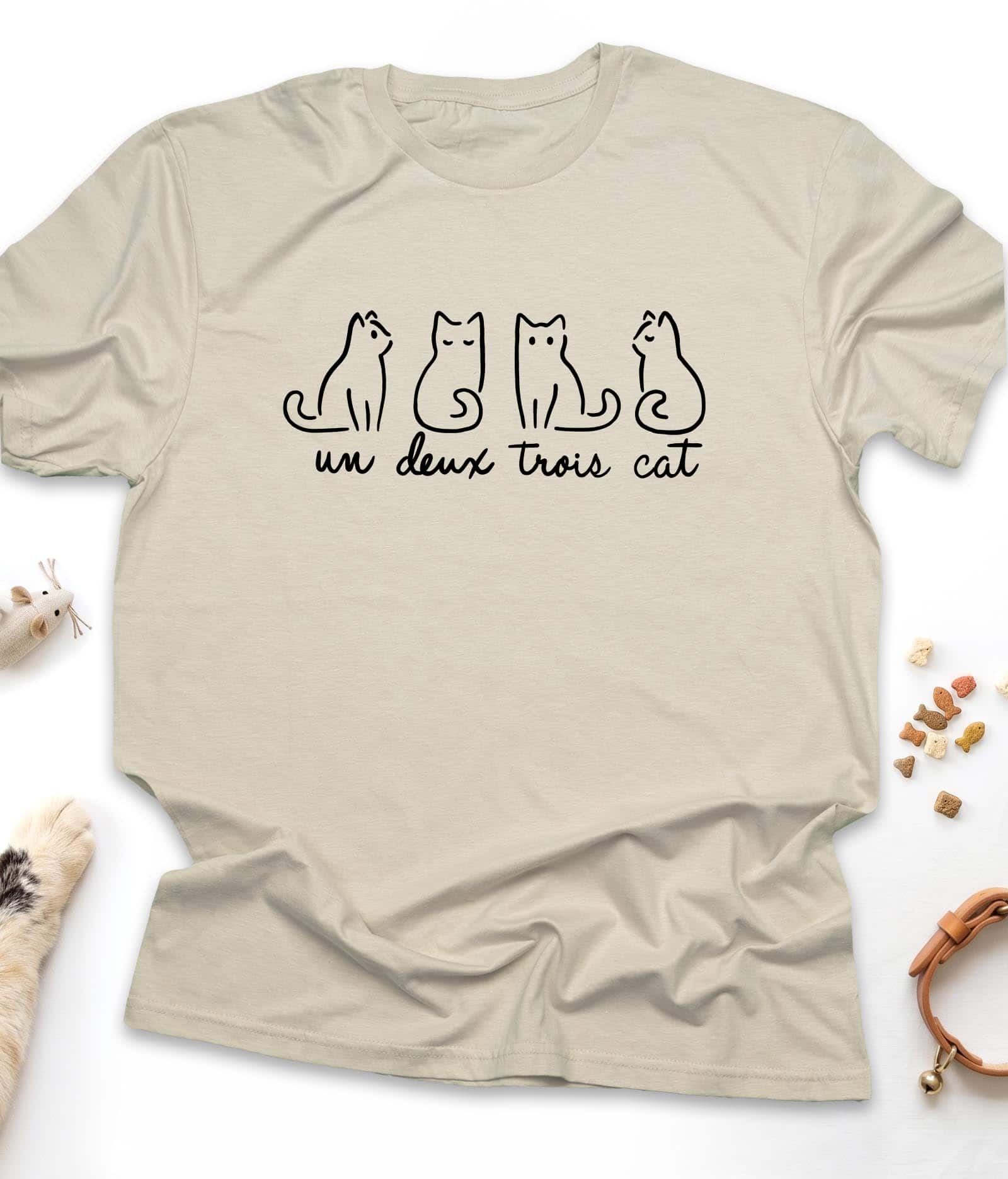 Sand funny cat t-shirt with "Un Deux Trois Cat" design, front view